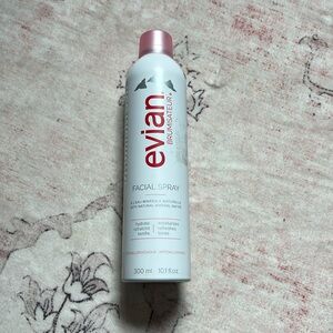 Evian facial spray